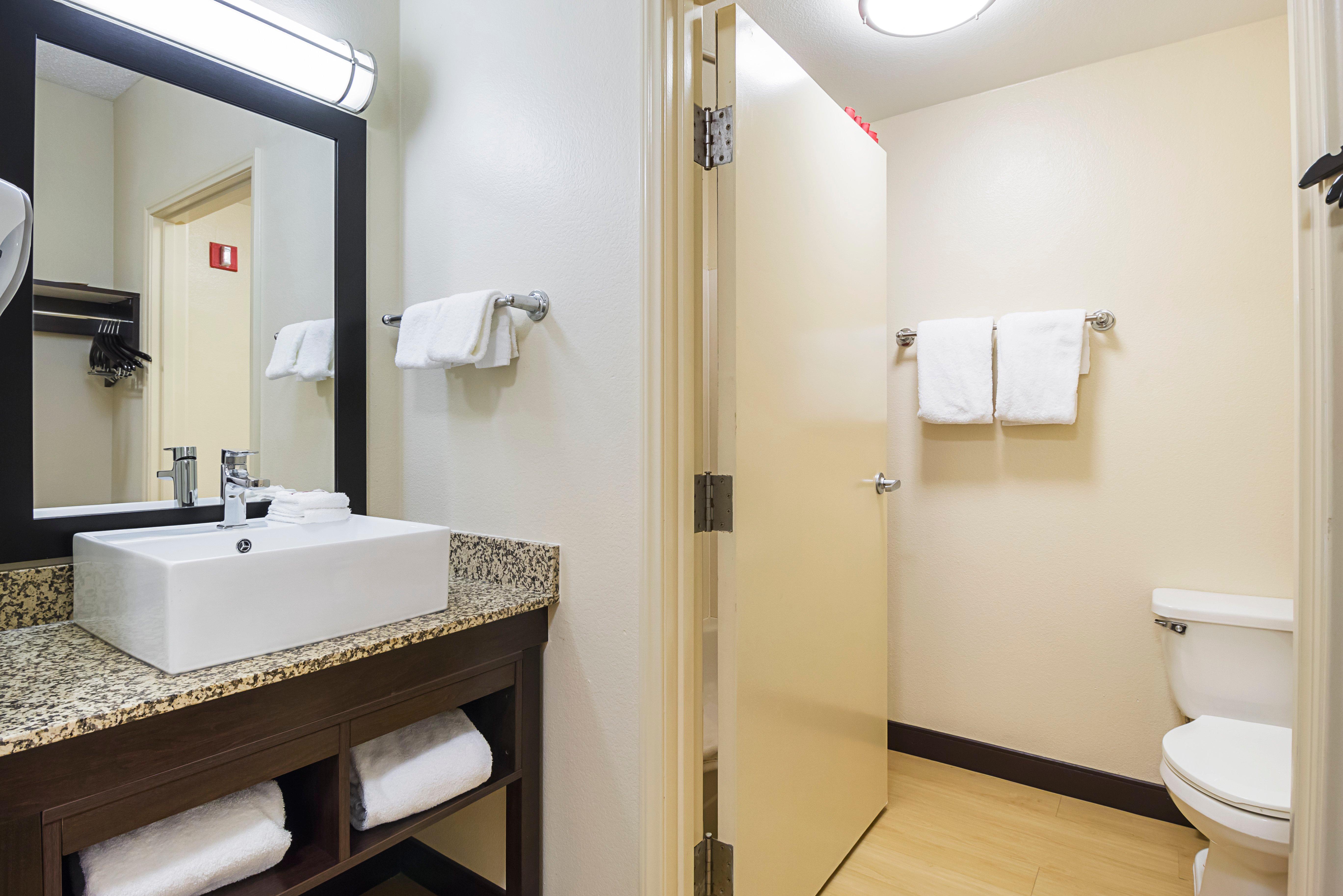 Red Roof Inn Plus + Phoenix West Exterior foto