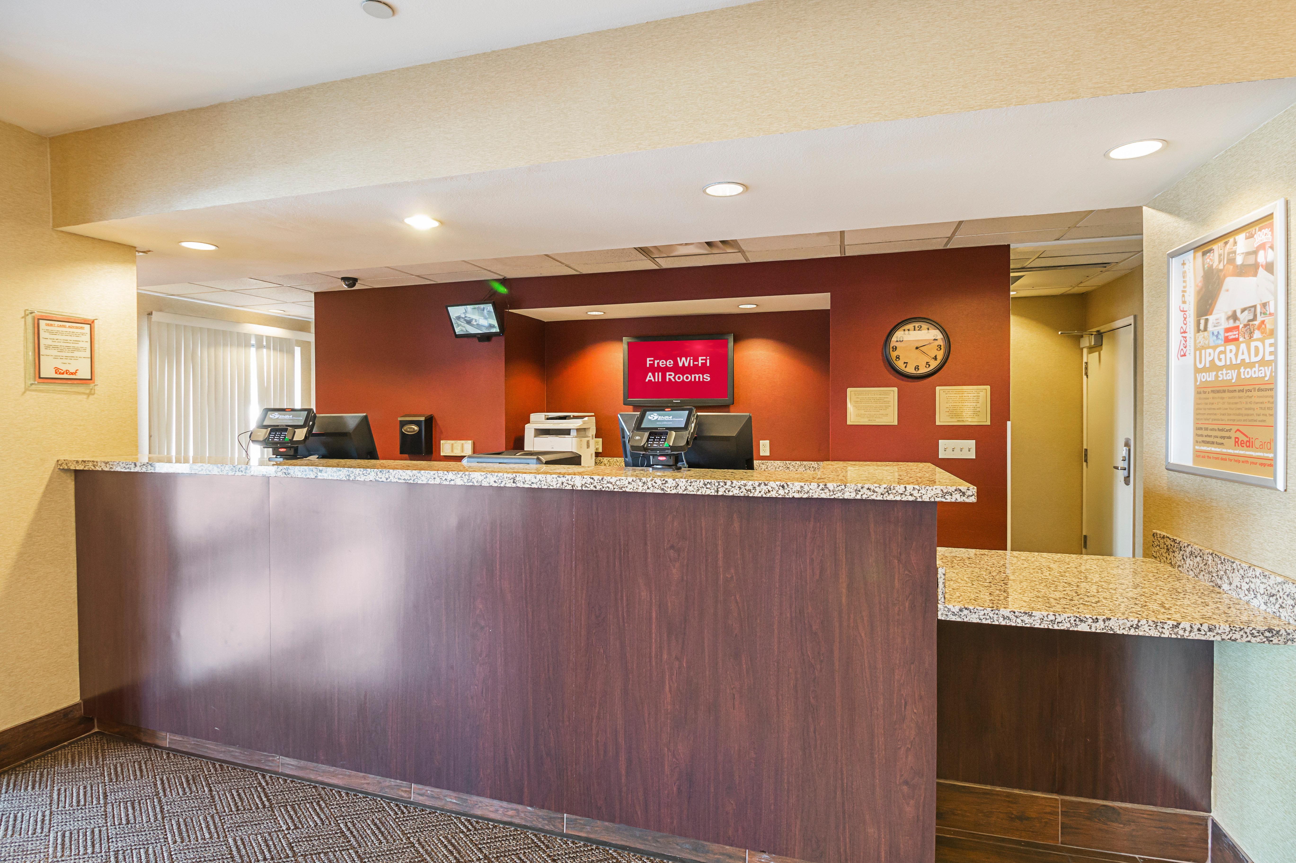 Red Roof Inn Plus + Phoenix West Exterior foto