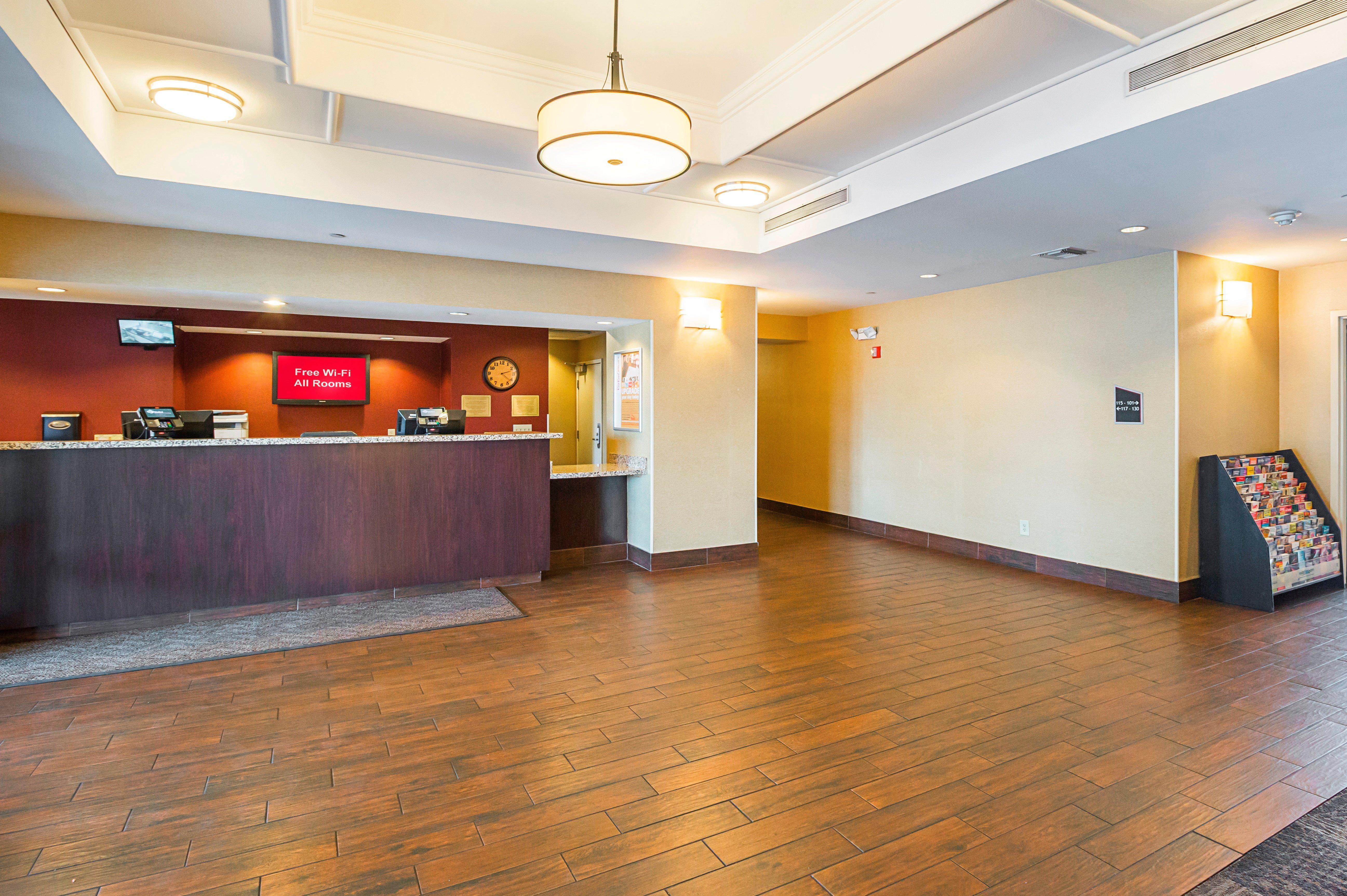 Red Roof Inn Plus + Phoenix West Exterior foto